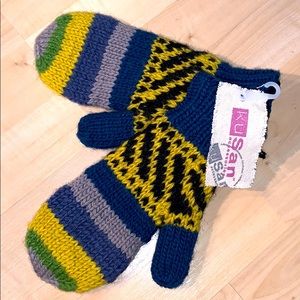 KUSAN 100% Nepalese made Wool Mittens